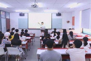 教育机构加盟全解析 费用、盈利与品牌选择指南