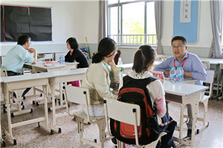 心理助力 从容应考——徐教院附中大型考前公益心理辅导活动为学子赋能